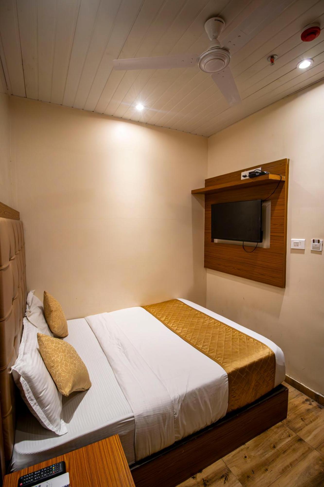 Hotel Bkc Inn - Near Trade Center, Visa Consulate Mumbai Exterior foto